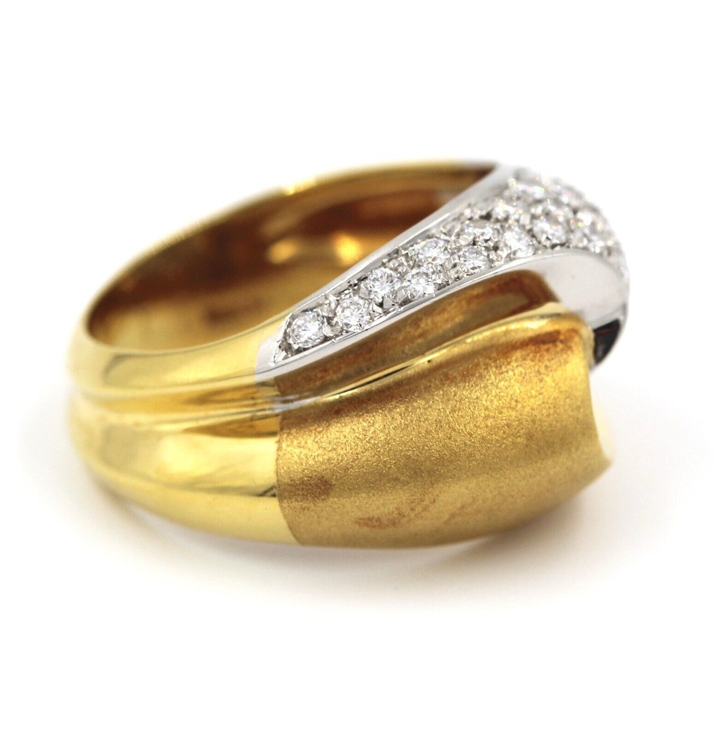 Anello ad Onda in Oro Giallo 18k e Platino con Diamanti t Brillante - 0.70 ct.